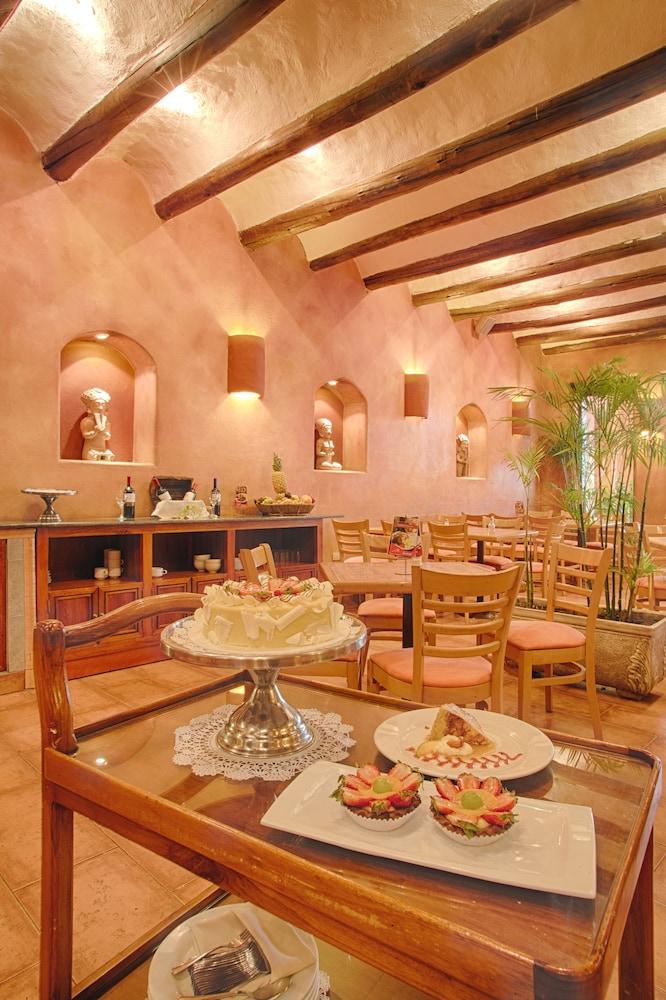 Hotel Rio Amazonas Quito